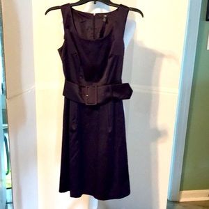 H & M  women’s dark purple sleeveless belted dress EUC size 4